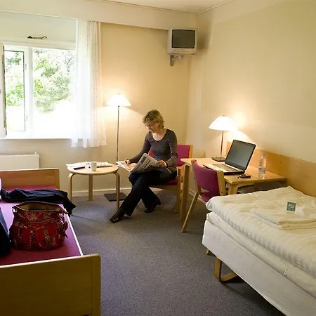 Fugls\u00f8centret Hotel Knebel