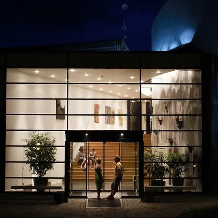 Fugls\u00f8centret 3* Knebel