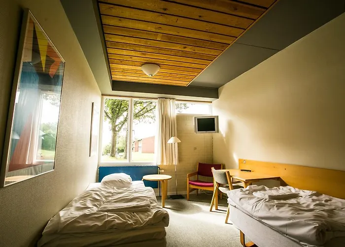 Fuglsocentret 3* Knebel